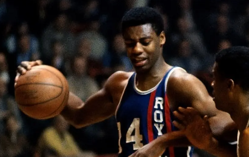 生涯砍下100次三双有多难？NBA历史仅6人，詹姆斯122次第五
