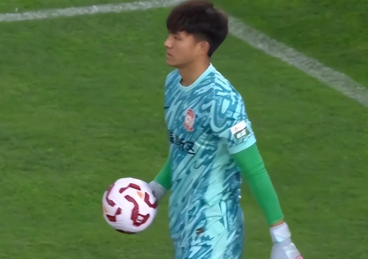 一场2:1验出国足3大新星真功夫 可堪大任 凸显伊万用人眼光准