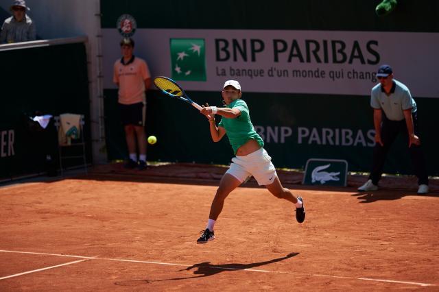 开云体育app-吴易昺学得快 商竣程扫得猛 中国男网红土有惊喜