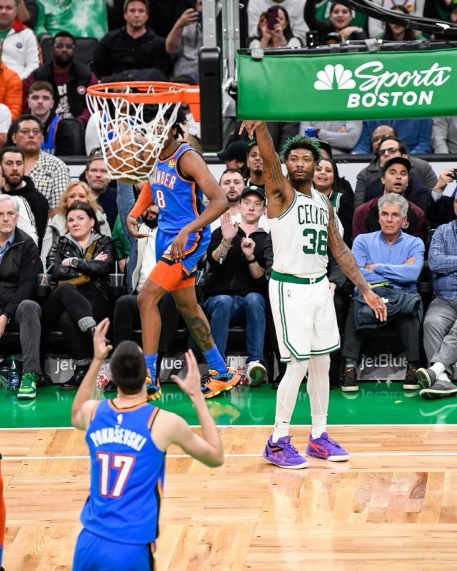 开云体育-逆转雷霆豪取7连胜 绿军反超雄鹿升至东部第一