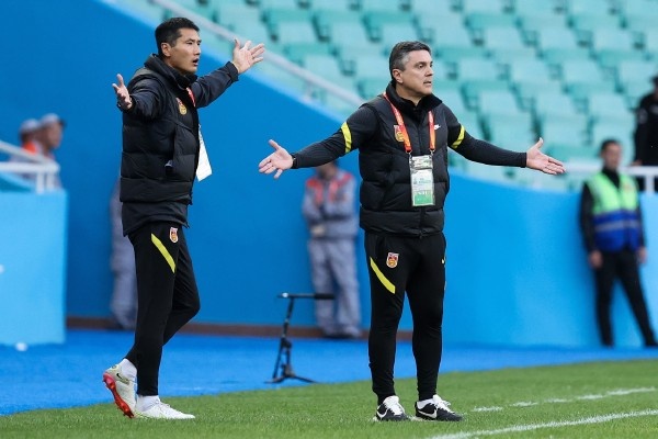 开云体育app-不到30%的控球率背后,安东尼奥教会U23国足怎么去防守