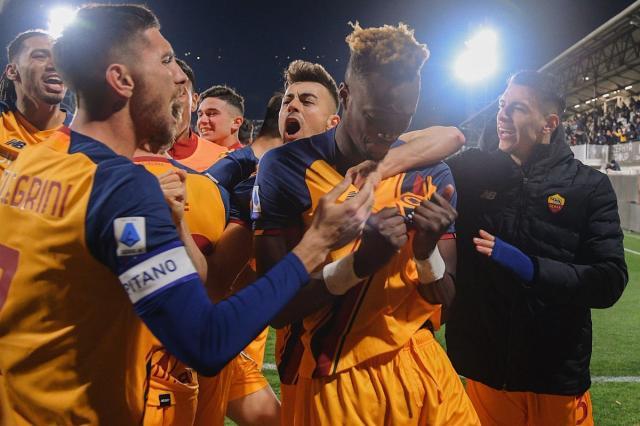 罗马第98分钟绝杀斯佩齐亚 莫塔模仿鸟叔痛批裁判