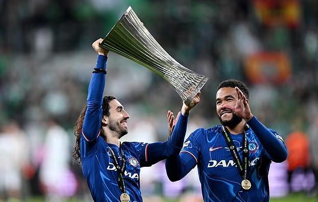 开云体育下载-邮报：里斯-詹姆斯合同在今夏后只剩两年，蓝军相信他的忠诚