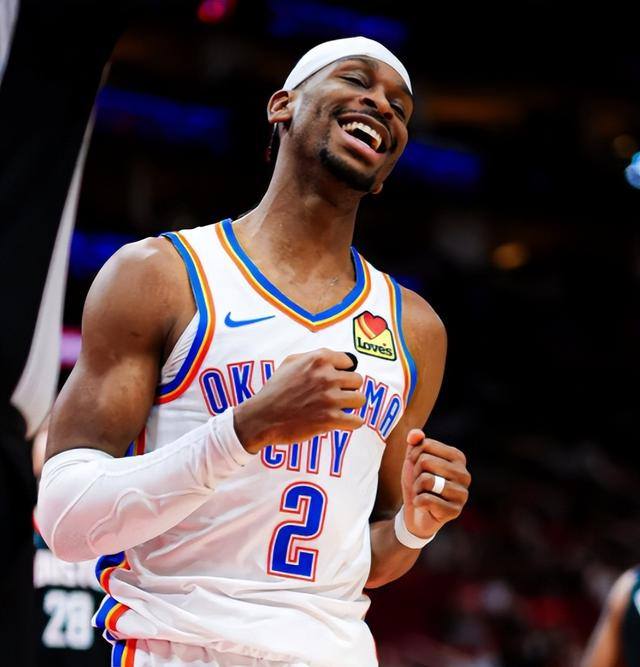 开云体育官网-现役巨星50分次数：伦纳德仅1次，杜兰特9，库里15，仅一人破20|凯文·杜兰特|斯蒂芬·库里|谢伊·吉尔杰斯-亚历山大|圣安东尼奥马刺队|多伦多猛龙队_新浪体育_新浪新闻